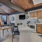 Laurelwood Condominiums 112