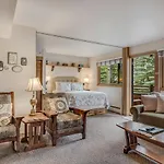 Laurelwood Condominiums 205