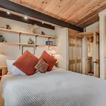 Laurelwood Condominiums 308