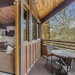 Laurelwood Condominiums 115