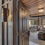 Laurelwood Condominiums 115