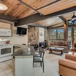 Laurelwood Condominiums 308