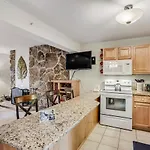 Laurelwood Condominiums 405