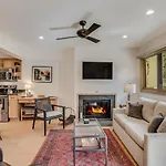 Laurelwood Condominiums 409