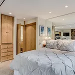 Laurelwood Condominiums 307