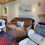 Timberline Condominiums Studio Deluxe Unit 116