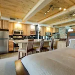 Ski-Inandski-Out Studio In Aspen Snowmass Ski Resort