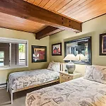 Enclave 103, Snowmass Ski-In/Ski-Out Condo W/Shared Pool/Hot Tub