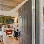 Laurelwood Condominiums 415