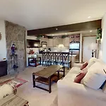 Laurelwood Condominiums 109