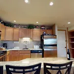 Laurelwood Condominiums 109