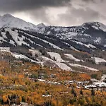 Summit\'S Rest