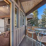 Laurelwood Condominiums 111