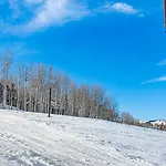 Ski-In Ski-Out Luxury Townhome With Stunning Views By The Woodrun V Townhouses