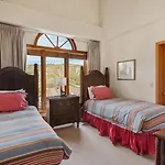 Ski-In, Ski-Out Spacious Condo In A Perfect Locale, Next To Gondola And Close To Snowmass Village