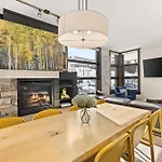 Hayden Lodge 2206