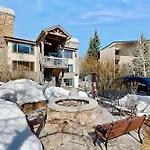 Terracehouse 85