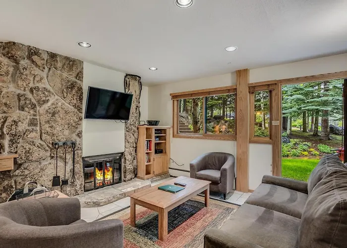 Laurelwood Condominiums 203