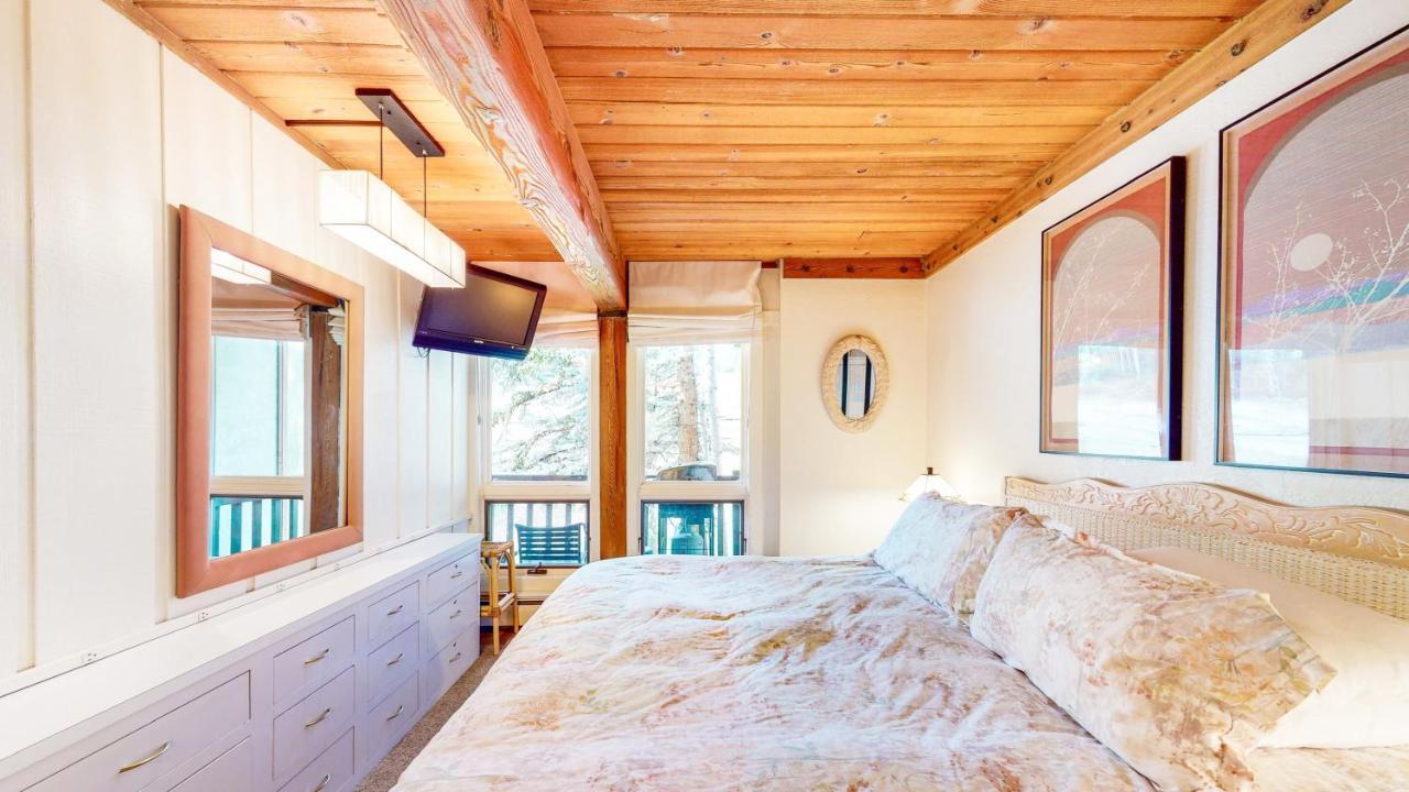 Interlude 2-bedroom Unit 209 Snowmass Village