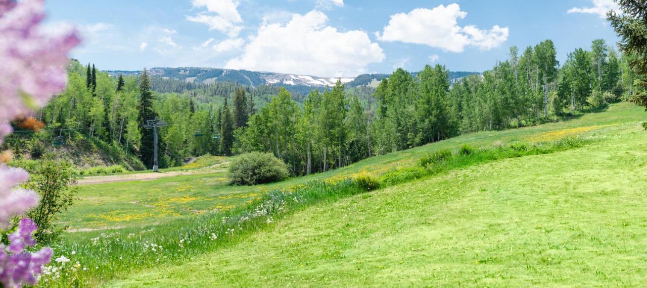 Interlude 3-bedroom Unit 308 Snowmass Village