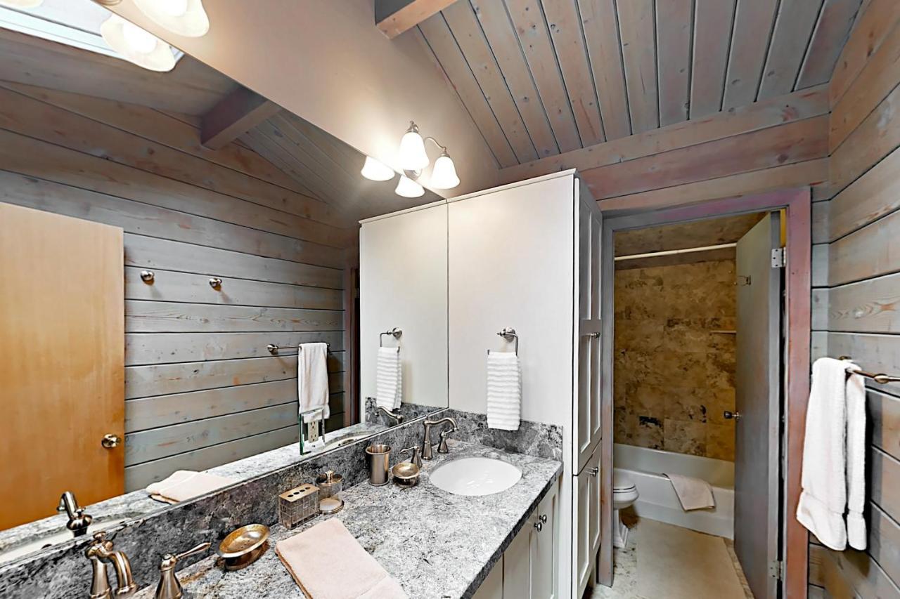 Wood Road House Holiday home *