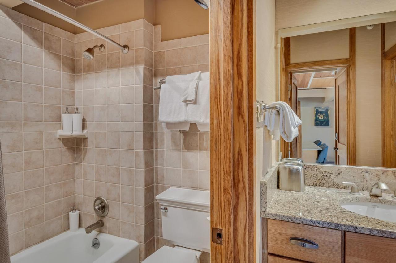 Laurelwood 114