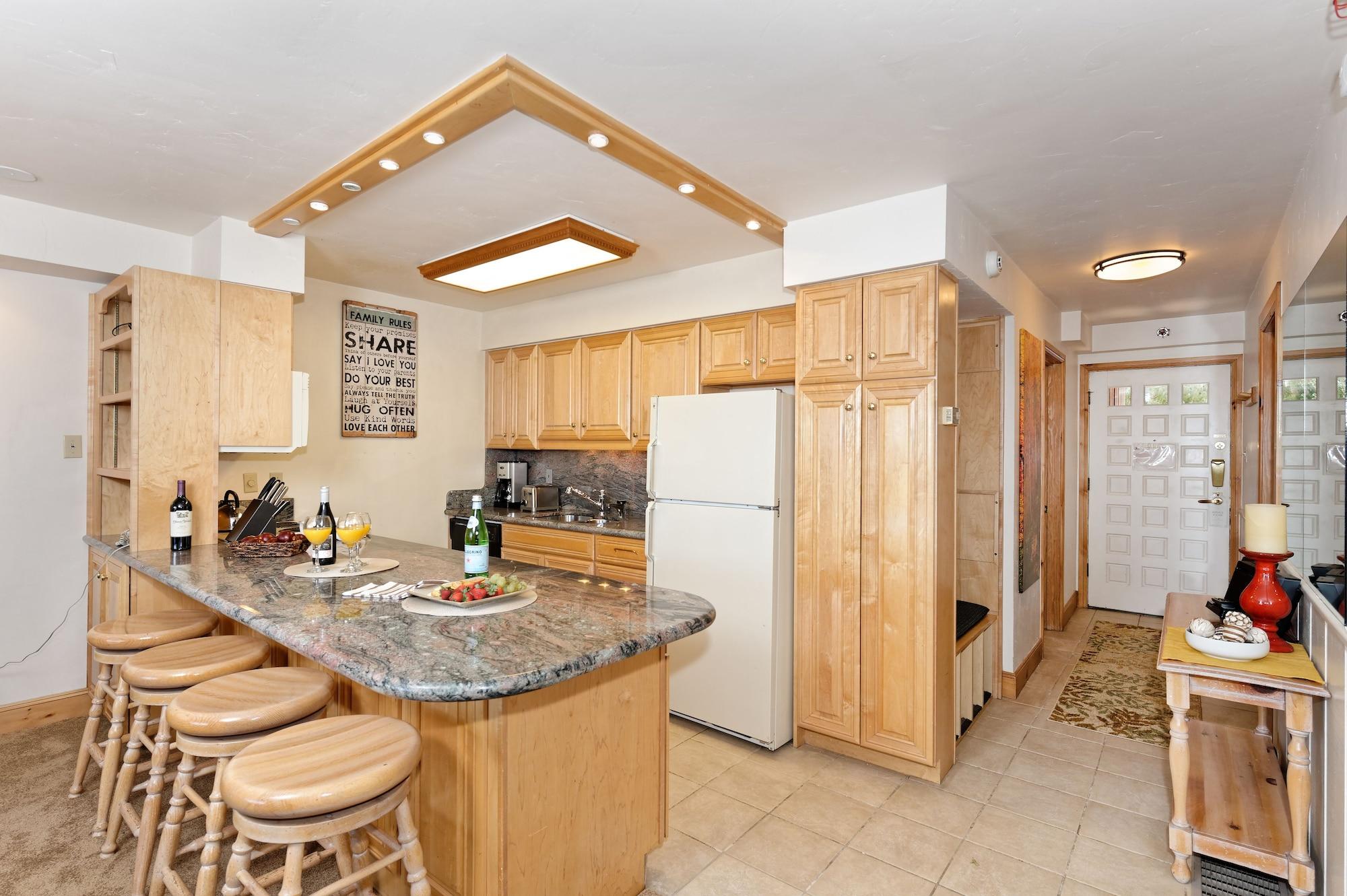 The Crestwood 4*