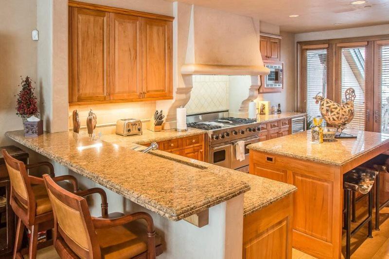 Holiday home Snowmass 4 Bedroom Townhome With Ski-in, Ski-out Access At Woodrun *