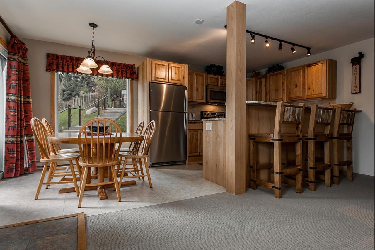 Apartment Seasons Four By Snowmass Vacations Snowmass Village