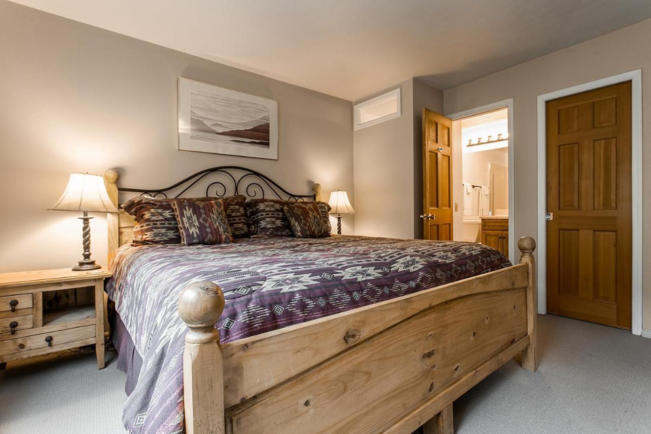 Apartment Seasons Four By Snowmass Vacations