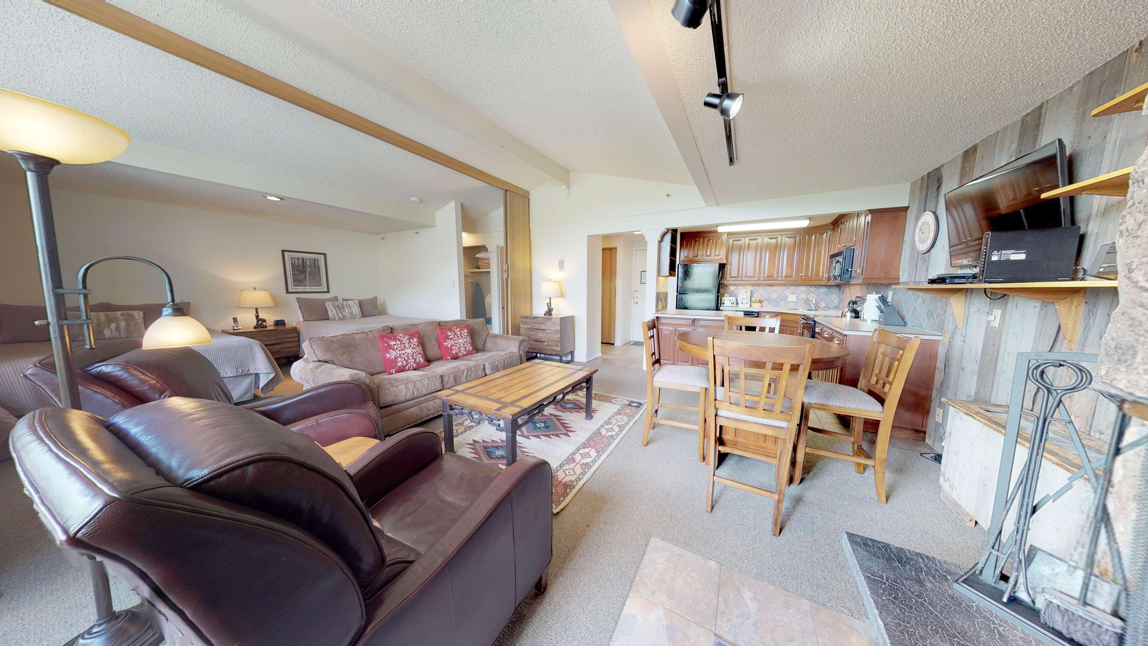 Lichenhearth - Coraltree Collection Snowmass Village