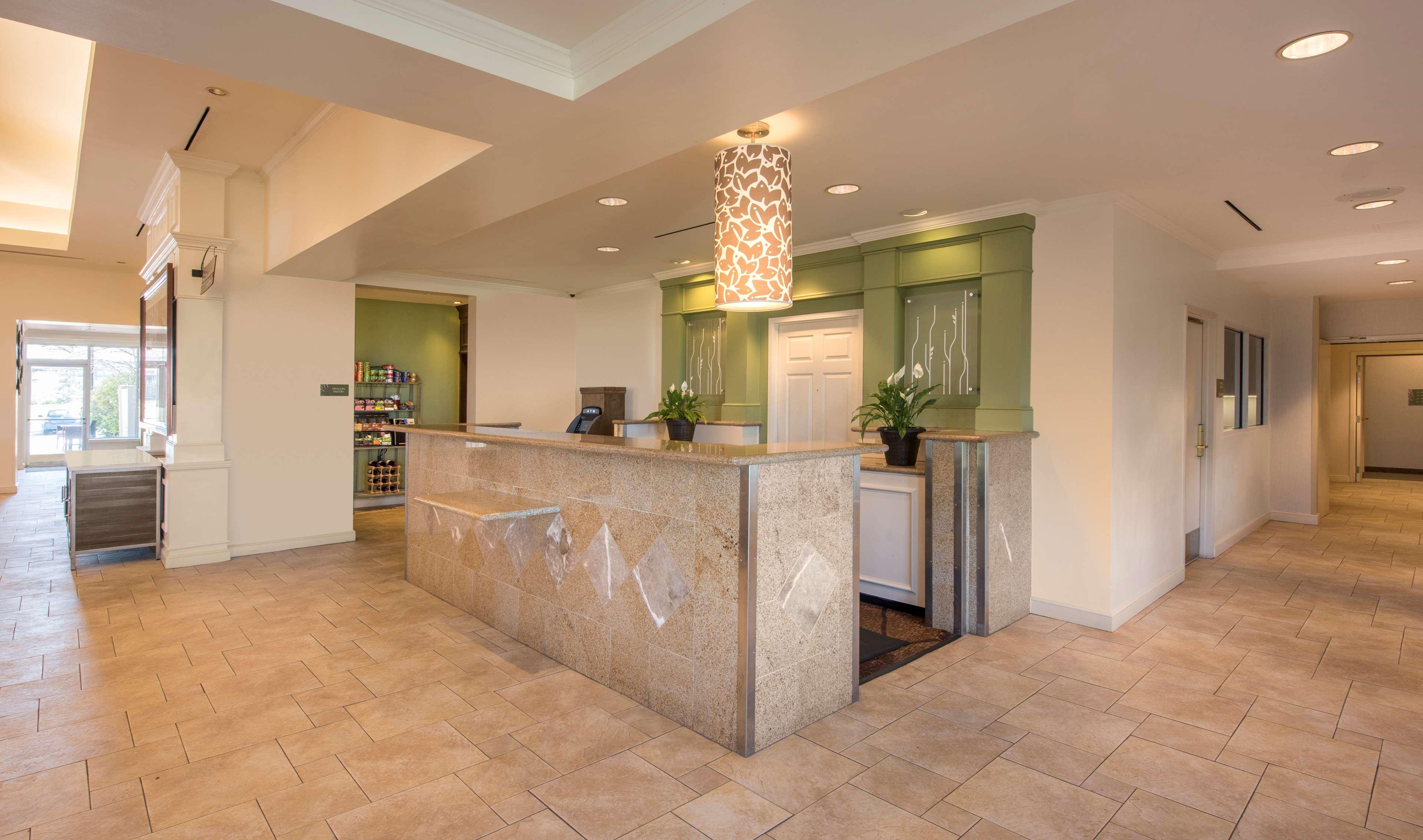 Stonebridge Hotel