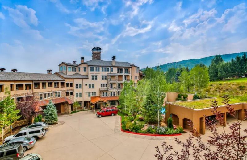 In, Out, 3 Bedroom Luxury In The Heart Of * Snowmass Village