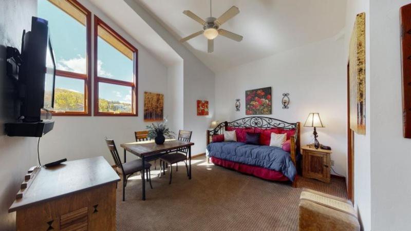 Holiday home In, Out, 3 Bedroom Luxury In The Heart Of Snowmass Village