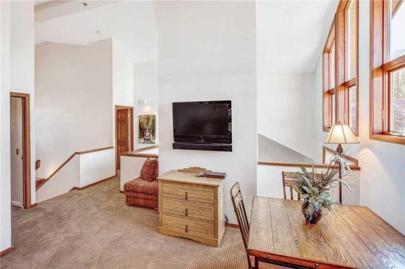Holiday home In, Out, 3 Bedroom Luxury In The Heart Of