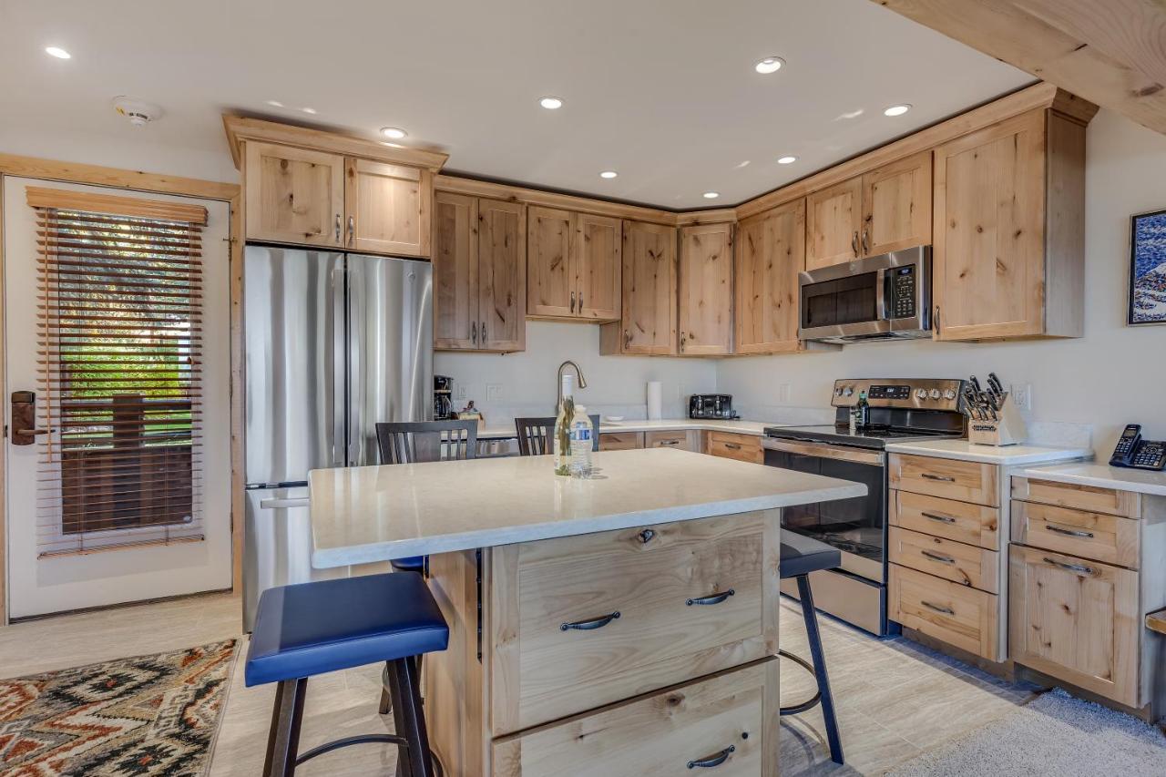 Laurelwood Premier Unit 106 Snowmass Village