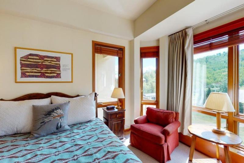 Apartment Ski-in, Ski-out Spacious In A Perfect Locale, Next To Gondola And Close To *
