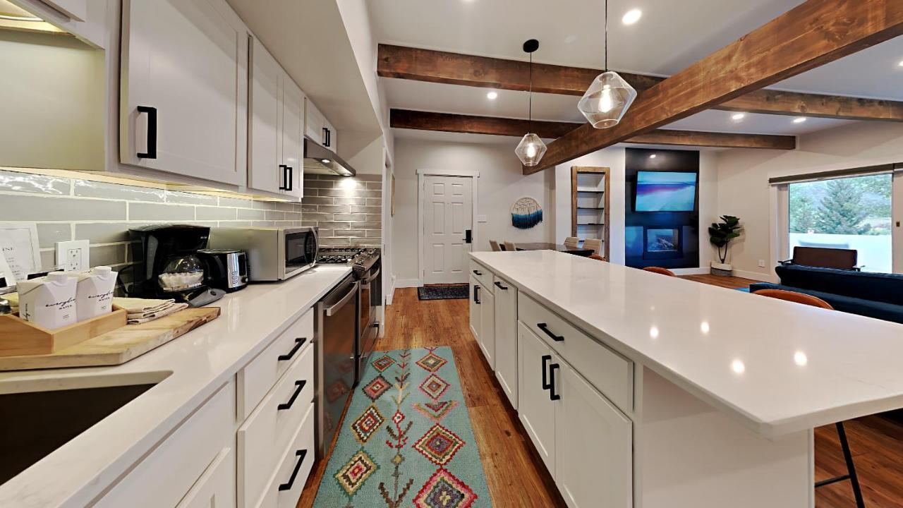Timberline Two Bedroom Deluxe Unit D1d Snowmass Village