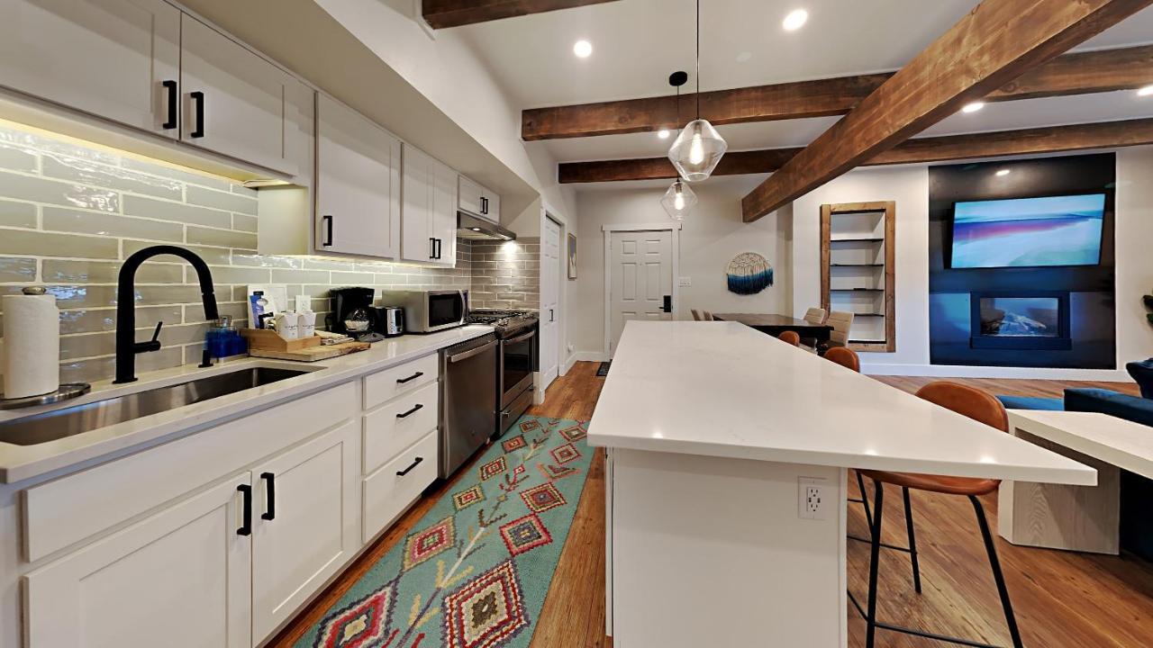 Aparthotel Timberline Two Bedroom Deluxe Unit D1d Snowmass Village