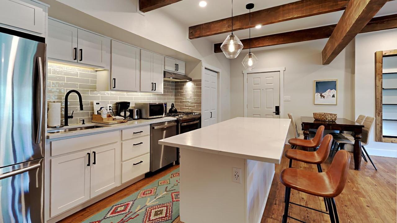 Timberline Two Bedroom Deluxe Unit D1d * Snowmass Village