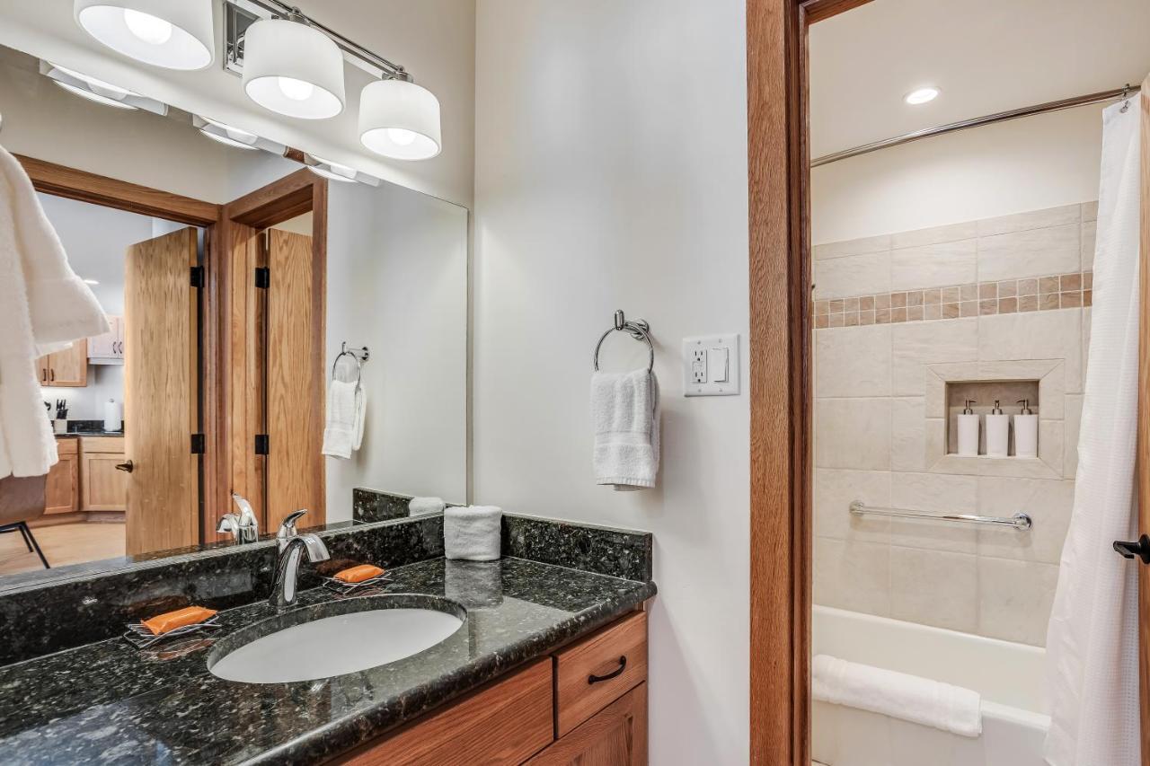 Laurelwood 409