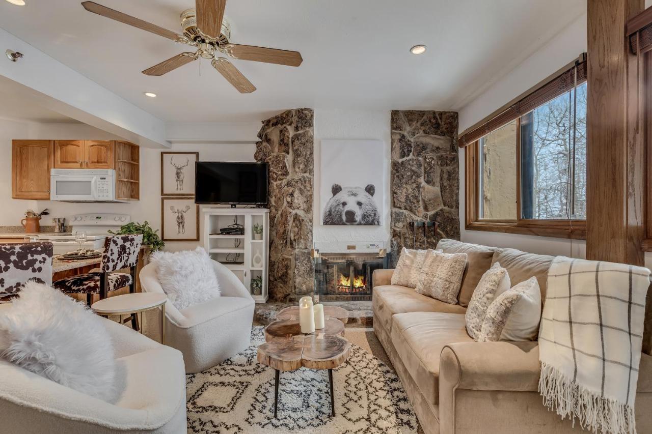 Laurelwood 304