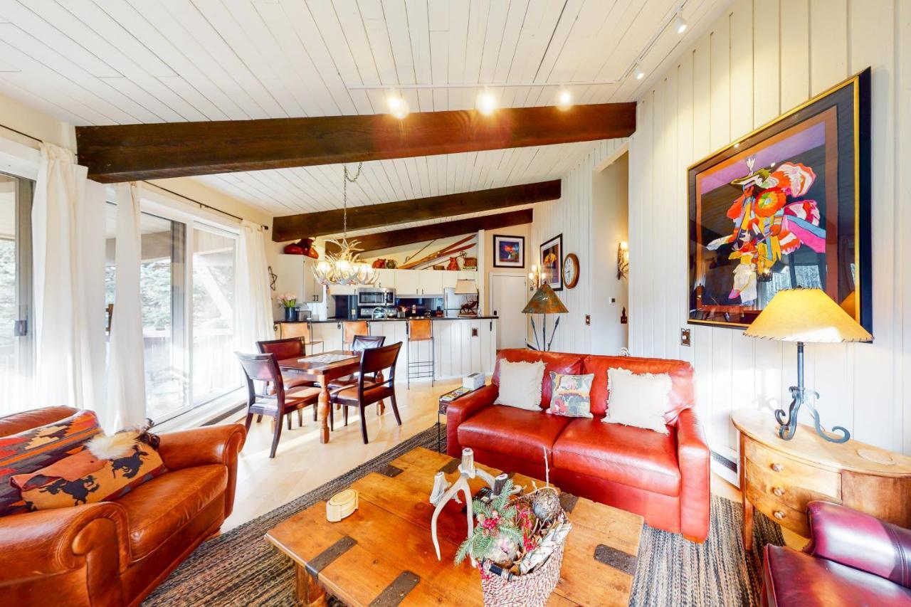 Peaceful Woodbridge Hideaway Snowmass Village