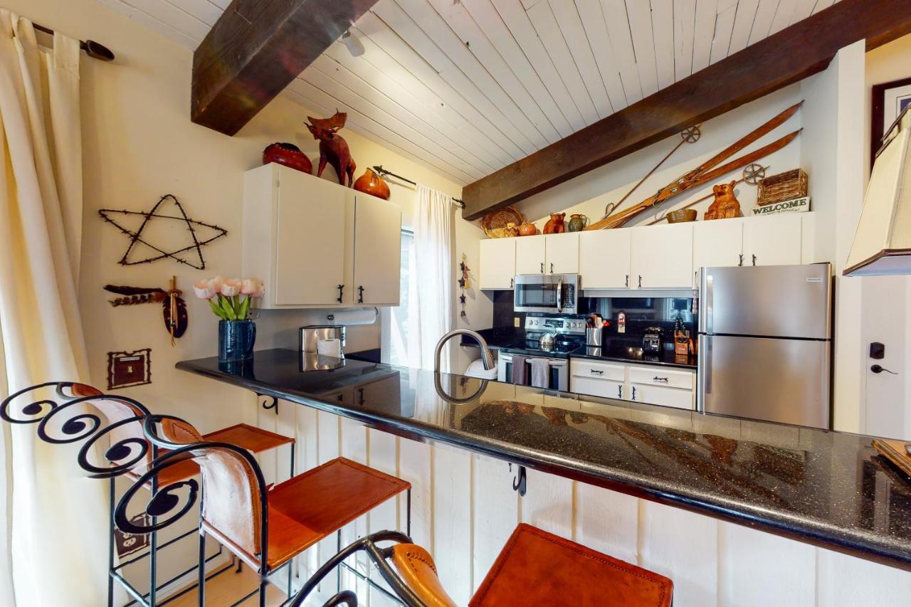 Peaceful Woodbridge Hideaway Apartment *