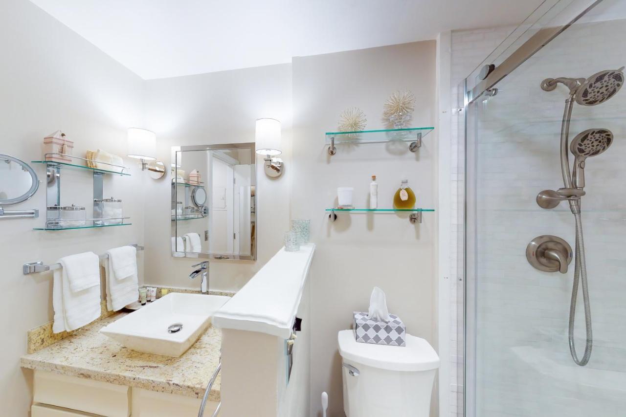 Peaceful Woodbridge Hideaway *