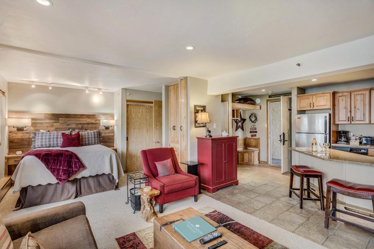 Laurelwood 110