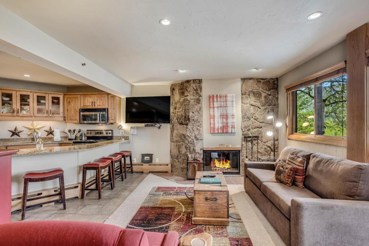 Laurelwood 110