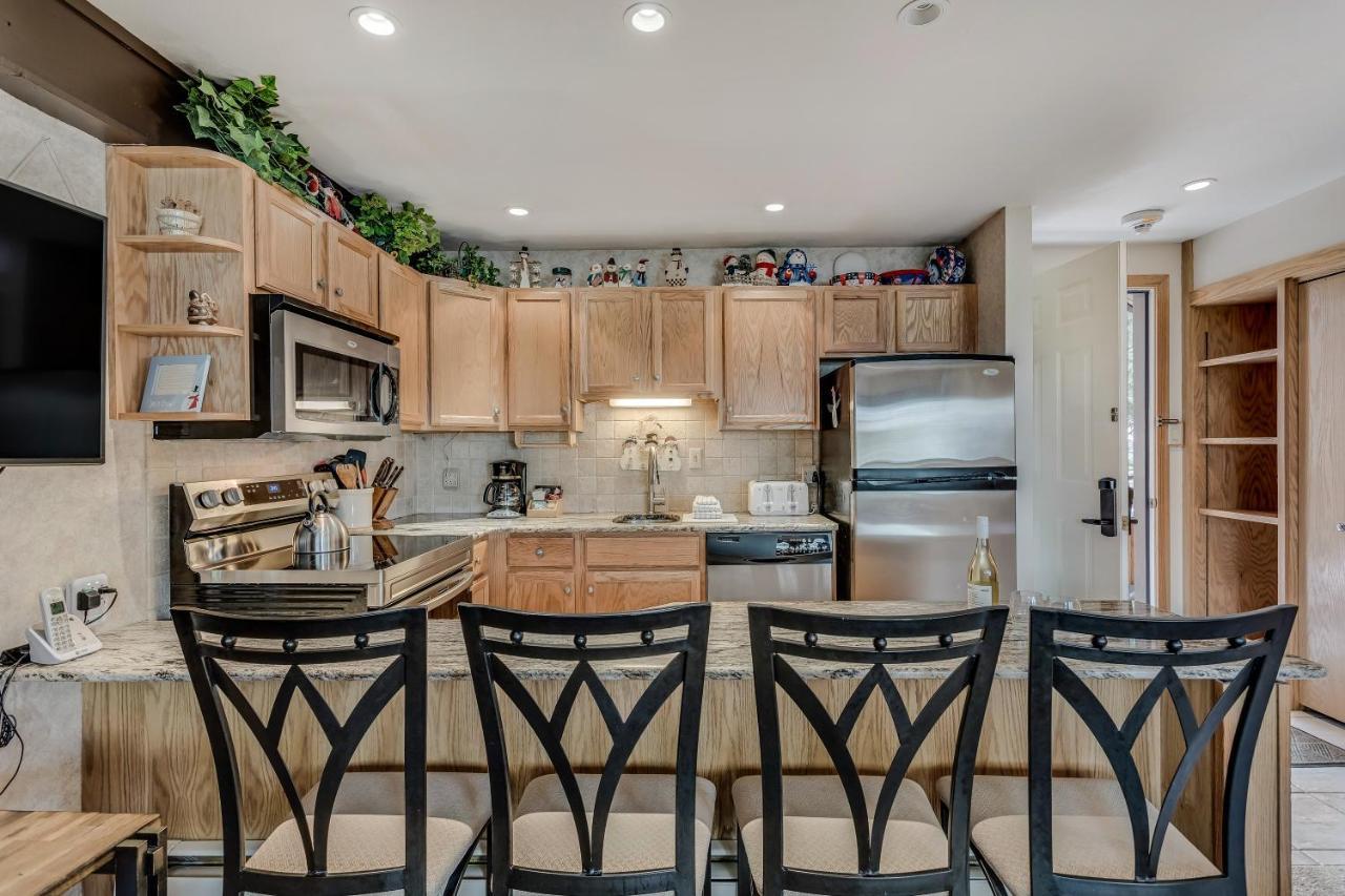 Laurelwood 109 *