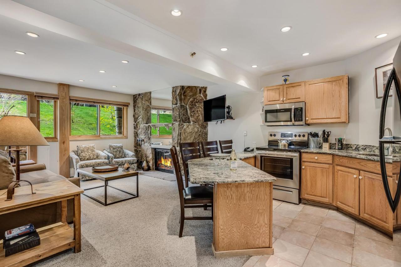 Laurelwood 403 Holiday home
