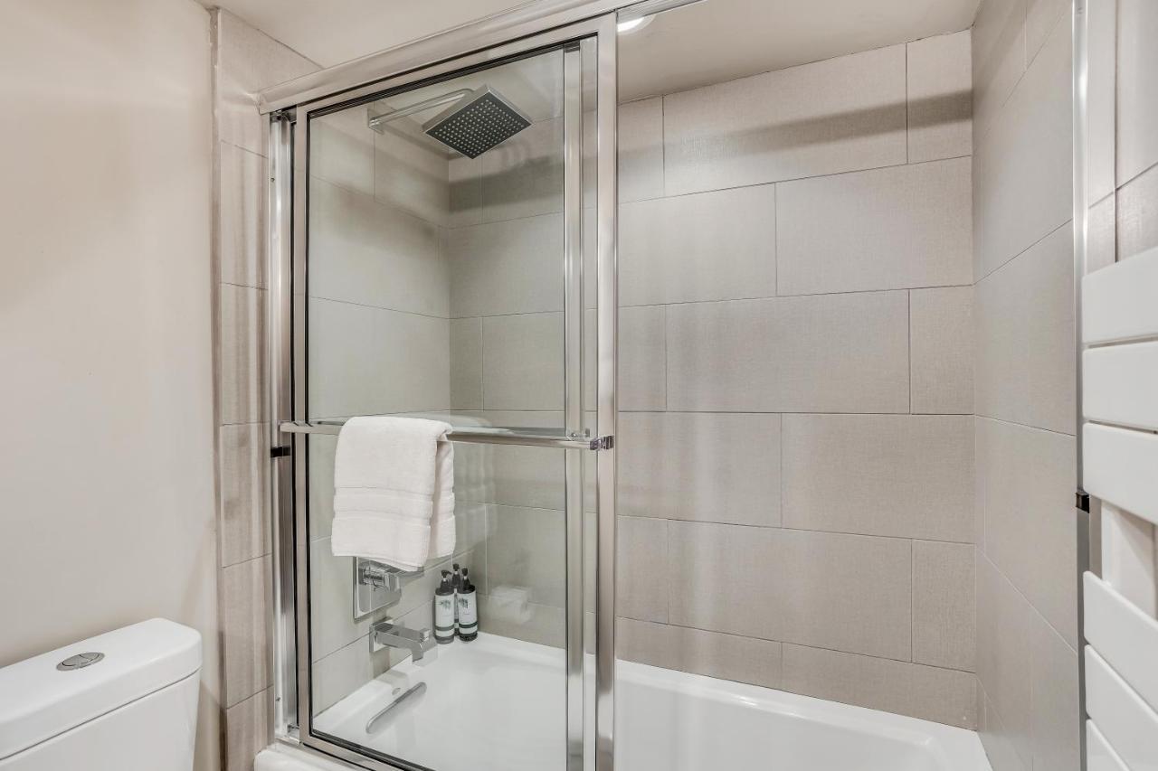 Holiday home Interlude 2-bedroom Unit 101 *